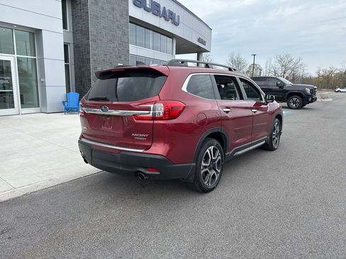 Used 2023 Subaru Ascent Touring image 4