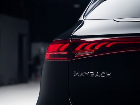 Used 2024 Mercedes-Benz Maybach EQS 680 4MATIC image 29