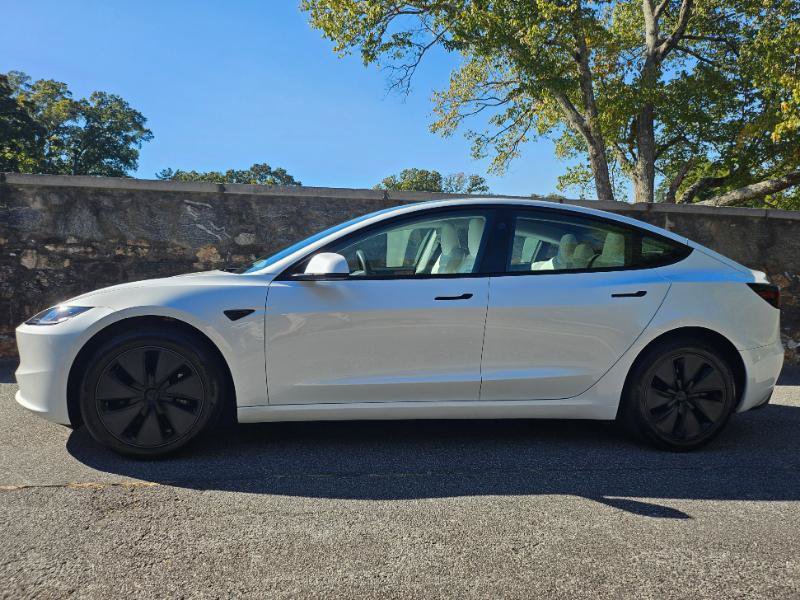 Used 2025 Tesla Model 3 Long Range RWD image 8