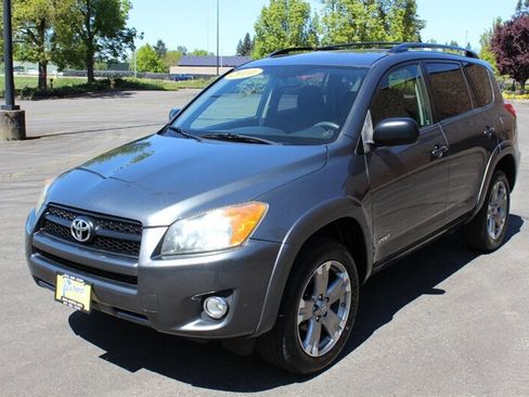 Used 2010 Toyota RAV4 Sport AWD/4WD image 2