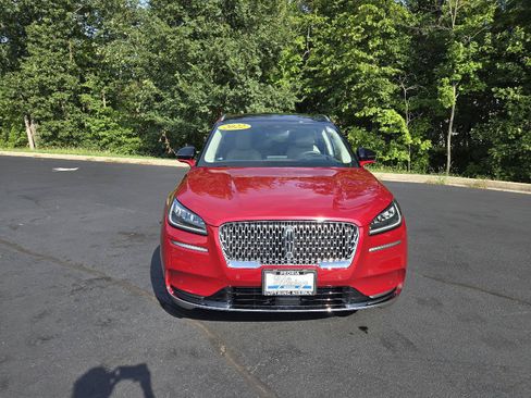 Used 2022 Lincoln Corsair Reserve w/ Equipment Group 201A AWD/4WD image 7