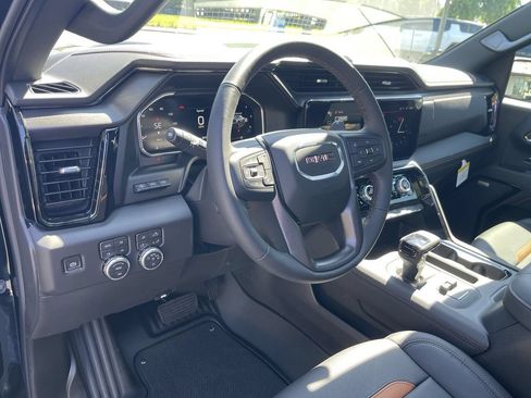 New 2026 GMC Sierra 1500 AT4 w/ AT4 Premium Package AWD/4WD image 10