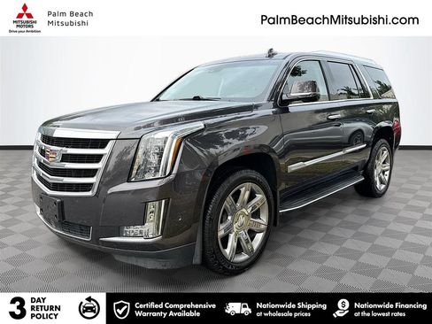 Used 2018 Cadillac Escalade Premium Luxury AWD/4WD image 1