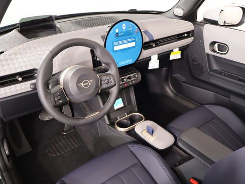 New 2026 MINI Cooper S FWD image 2
