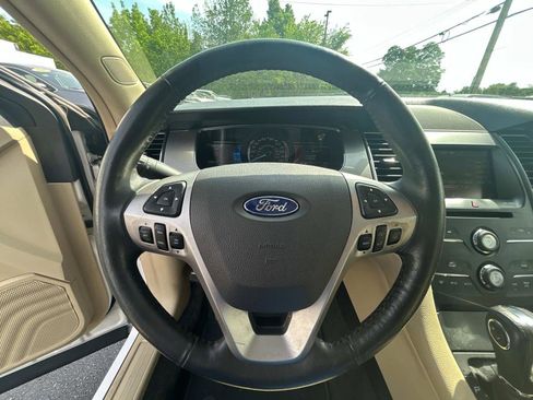 Used 2015 Ford Taurus SEL w/ Equipment Group 201A image 20