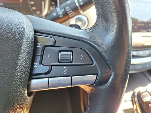 Used 2023 Cadillac XT4 Premium Luxury image 18