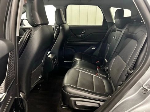 Used 2022 Lincoln Corsair AWD w/ Equipment Group 101A image 18