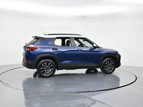 Used 2023 Chevrolet TrailBlazer ACTIV w/ Convenience Package image 2