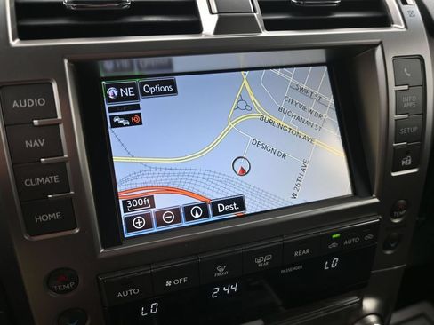 Used 2019 Lexus GX 460 Premium AWD/4WD image 17