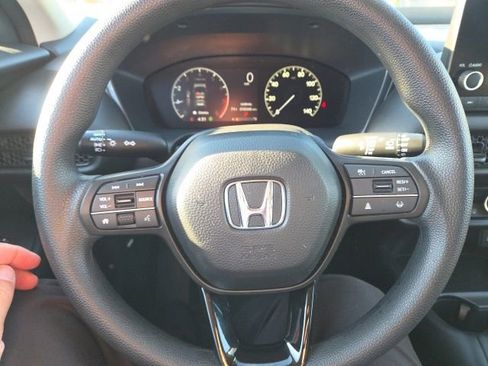 Used 2025 Honda HR-V LX image 24