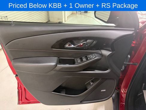 Used 2023 Chevrolet Traverse RS w/ LPO, Floor Liner Package AWD/4WD image 8