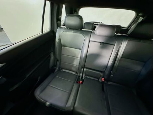 Used 2020 Volkswagen Tiguan SE R-Line w/ 3rd Row Seat Package image 12