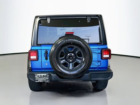Used 2021 Jeep Wrangler Unlimited Sport AWD/4WD image 6
