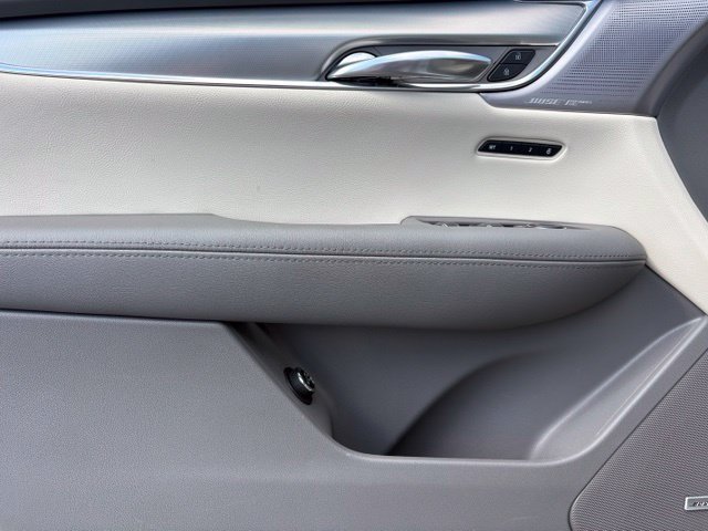 Used 2020 Cadillac XT5 Premium Luxury w/ LPO, Floor Liner Package FWD image 28