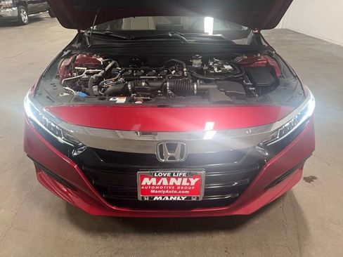 Used 2018 Honda Accord EX image 9