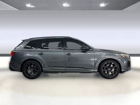Certified 2025 Audi SQ7 Premium Plus AWD/4WD image 8