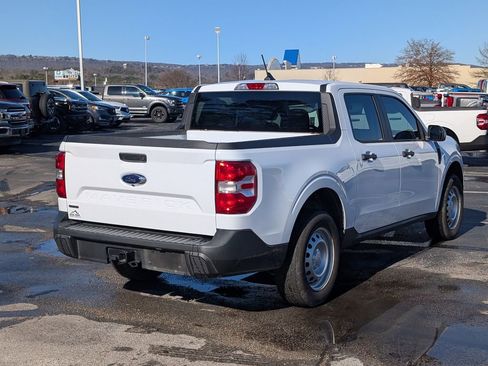 Used 2023 Ford Maverick XL image 3