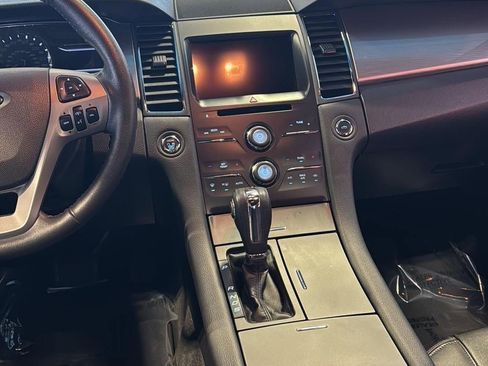 Used 2017 Ford Taurus SEL w/ Equipment Group 201A image 15