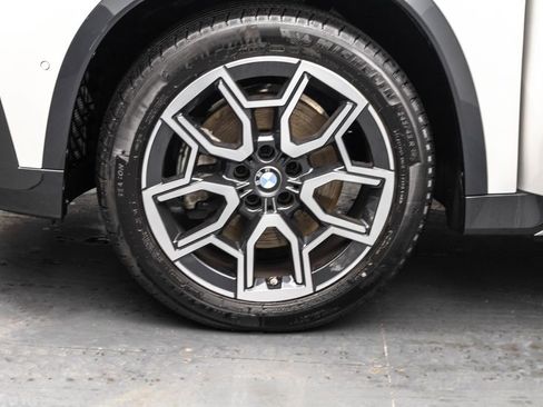 Used 2024 BMW X1 xDrive28i w/ Premium Package image 40