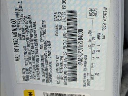 Used 2017 Ford Fusion Energi SE FWD image 16