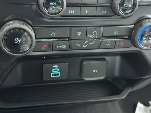 New 2026 Ford F250 XLT w/ XLT Premium Package image 14