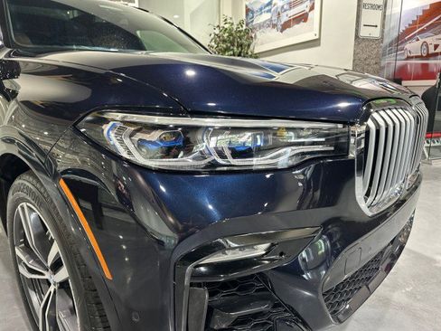Used 2019 BMW X7 xDrive50i w/ M Sport Package AWD/4WD image 20