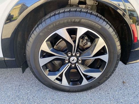 Used 2023 Ford Mustang Mach-E Premium image 7