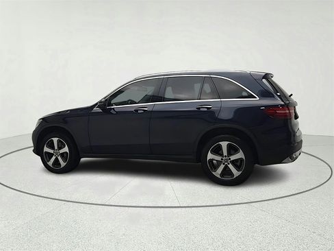 Used 2017 Mercedes-Benz GLC 300 4MATIC image 5