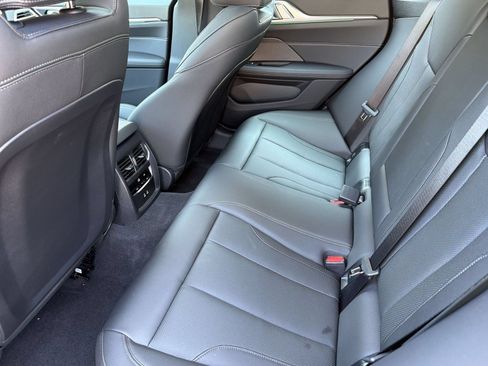 Used 2026 BMW M440i w/ Premium Package RWD image 23