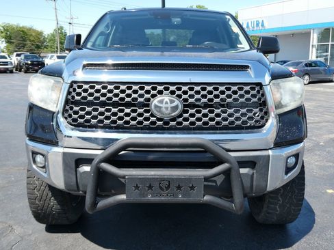 Used 2019 Toyota Tundra SR5 w/ SR5 Upgrade Package AWD/4WD image 9