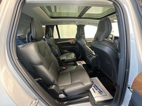 Used 2024 Volvo XC90 B6 Plus w/ Protection Package Premier image 24