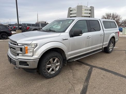 Used 2018 Ford F150 XLT w/ Equipment Group 302A Luxury image 2
