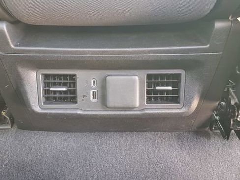 Used 2025 Chevrolet Silverado 1500 LT RWD image 20