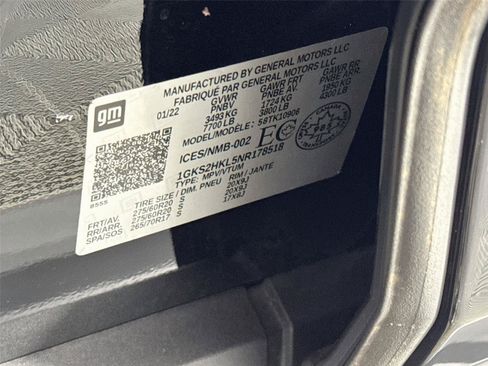 Certified 2022 GMC Yukon XL AT4 AWD/4WD image 33