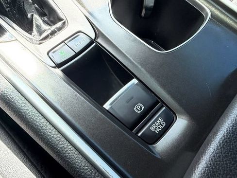 Used 2020 Honda Accord Sport image 28