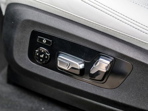 New 2026 BMW X5 xDrive50e w/ Executive Package image 20