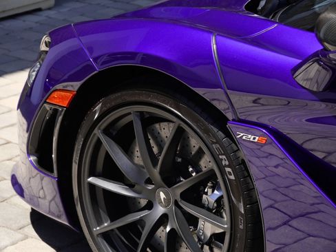 Used 2020 McLaren 720S RWD image 15