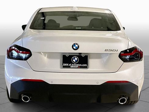 Used 2026 BMW 230i Coupe w/ Premium Package RWD image 4