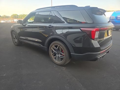 Used 2026 Ford Explorer ST AWD/4WD image 11