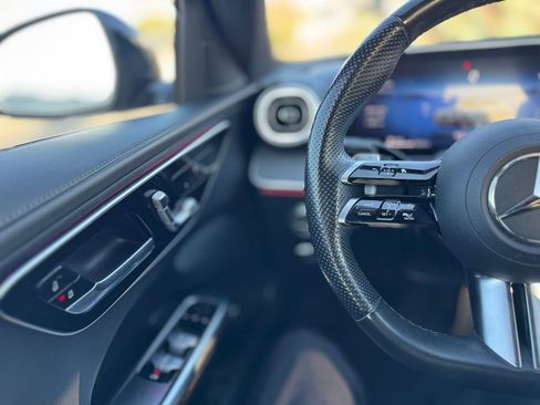 Used 2023 Mercedes-Benz C 300 Sedan image 7