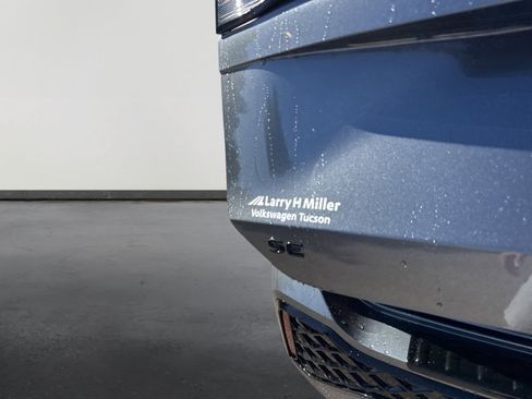 New 2026 Volkswagen Tiguan SE R-Line image 7