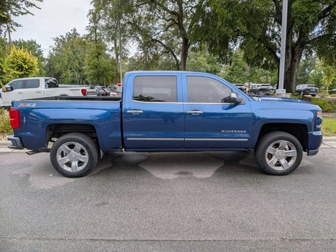 Used 2017 Chevrolet Silverado 1500 LTZ Z71 w/ LTZ Plus Package AWD/4WD image 2