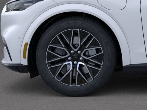 New 2025 Ford Mustang Mach-E Premium image 19