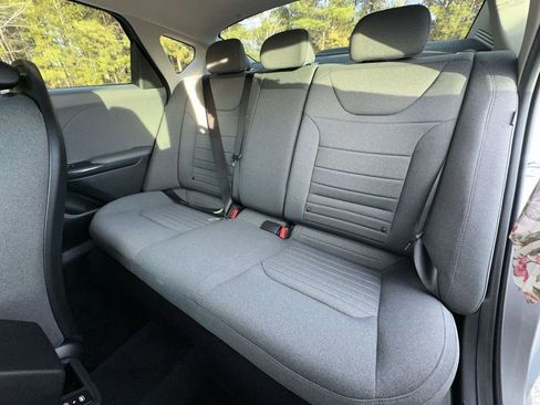 New 2025 Kia K4 EX image 23