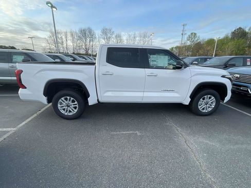 New 2026 Toyota Tundra SR5 AWD/4WD image 13