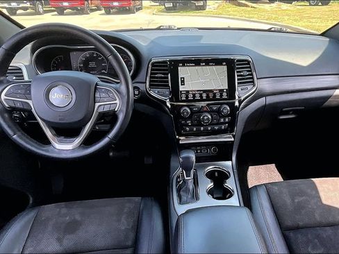Used 2021 Jeep Grand Cherokee Laredo X AWD/4WD image 15