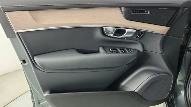 Used 2027 Volvo XC90 B6 Plus AWD/4WD image 9