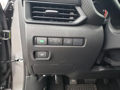 Certified 2025 Nissan Sentra S FWD image 26