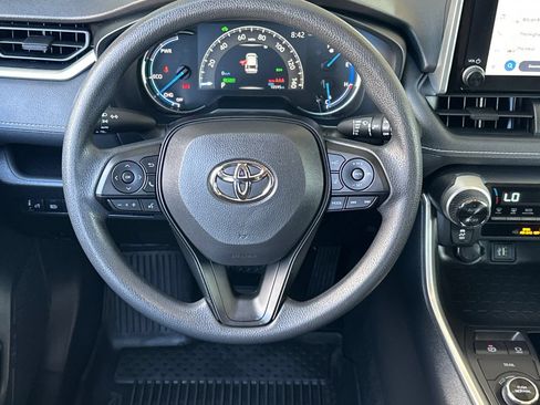 Used 2025 Toyota RAV4 XLE w/ Convenience Package AWD/4WD image 11