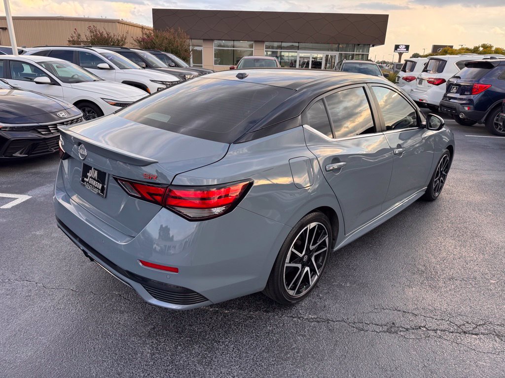 Used 2024 Nissan Sentra SR w/ SR Premium Package FWD image 5